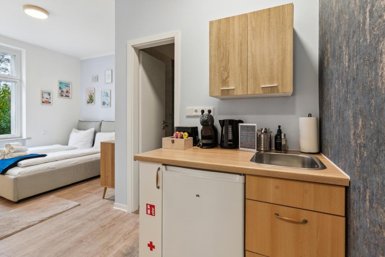 Vorstadtoase - 2 Personen - Eichwalde, Naehe Ber - Queensize-Bett, Netflix, Parken 외부 사진